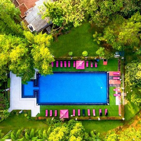 Heritage Hotel Anuradhapura Exterior photo