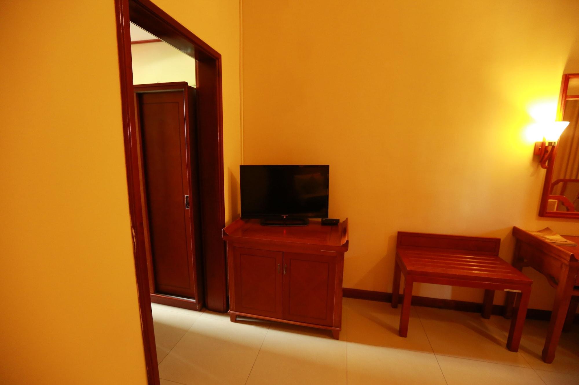 Heritage Hotel Anuradhapura Exterior photo